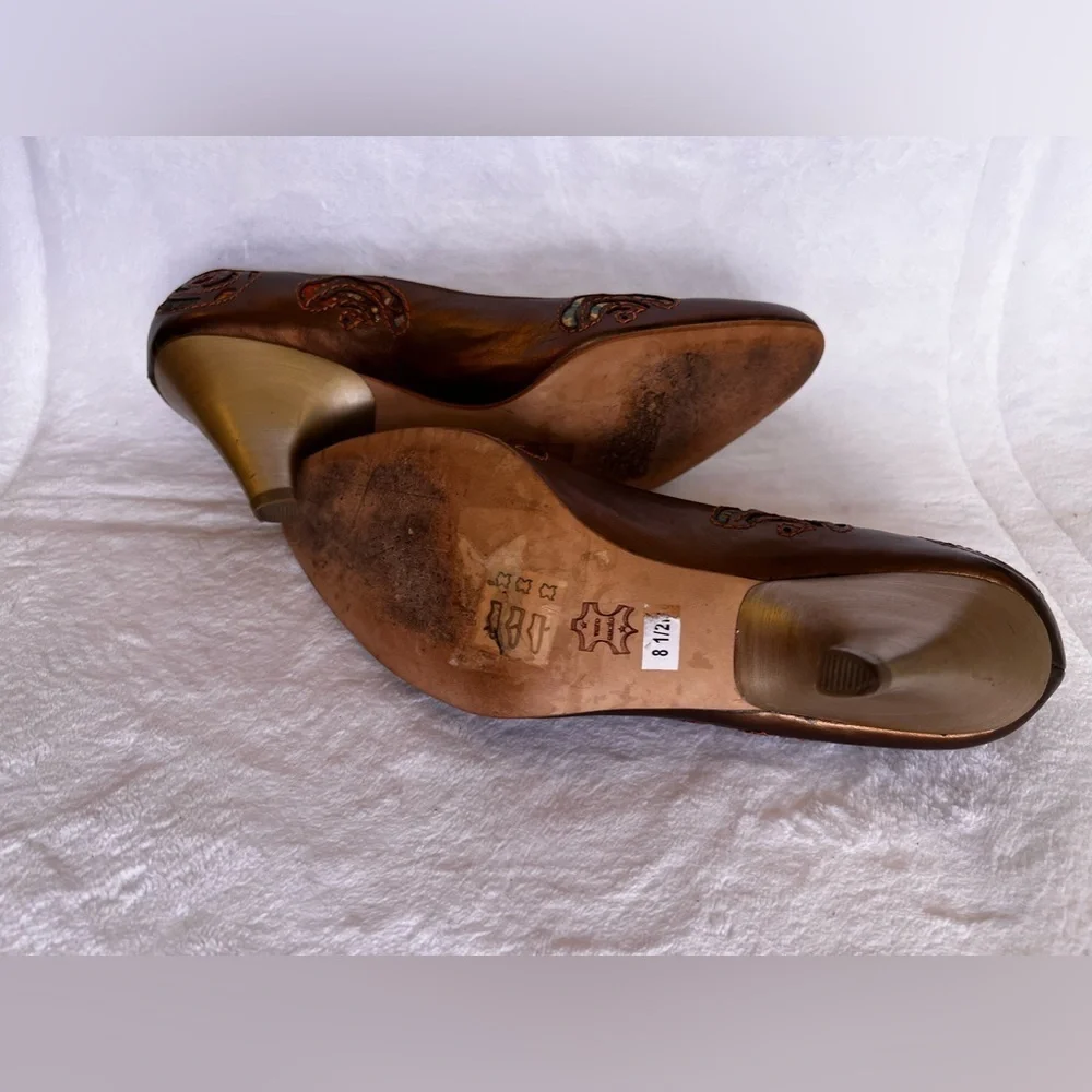 Luciano Barachini Gold Designer Pointy Toe Heel Size 8.5